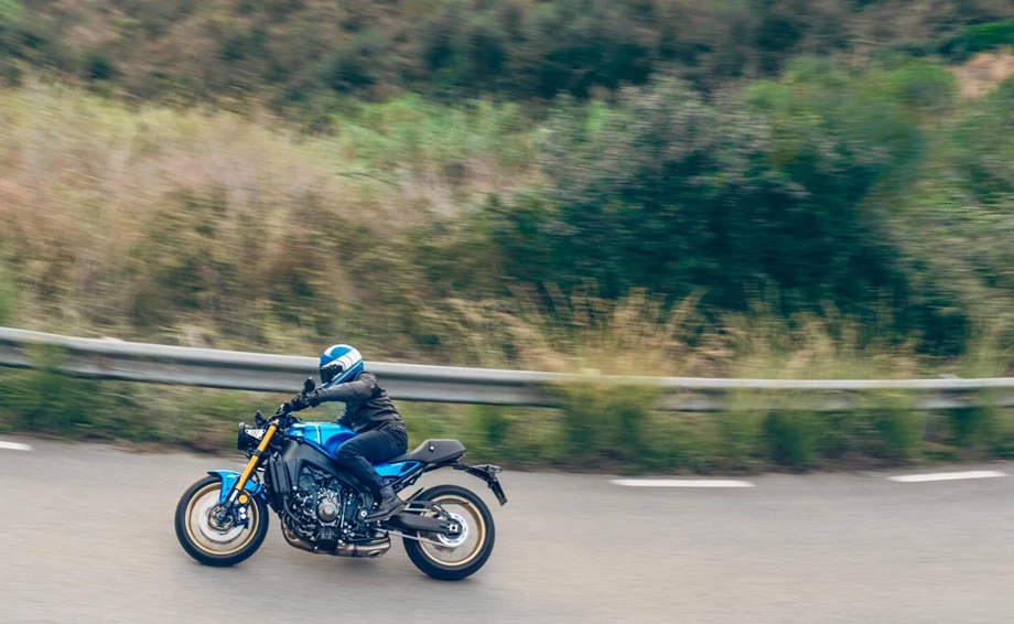 Yamaha XSR900 Bild 18: Yamaha XSR900