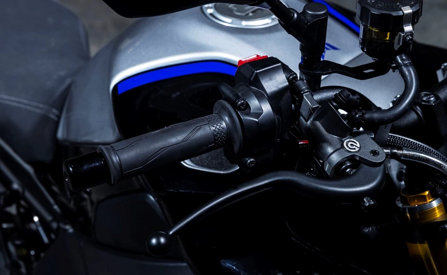 Yamaha MT-10 SP Bild 11: Yamaha MT-10 SP