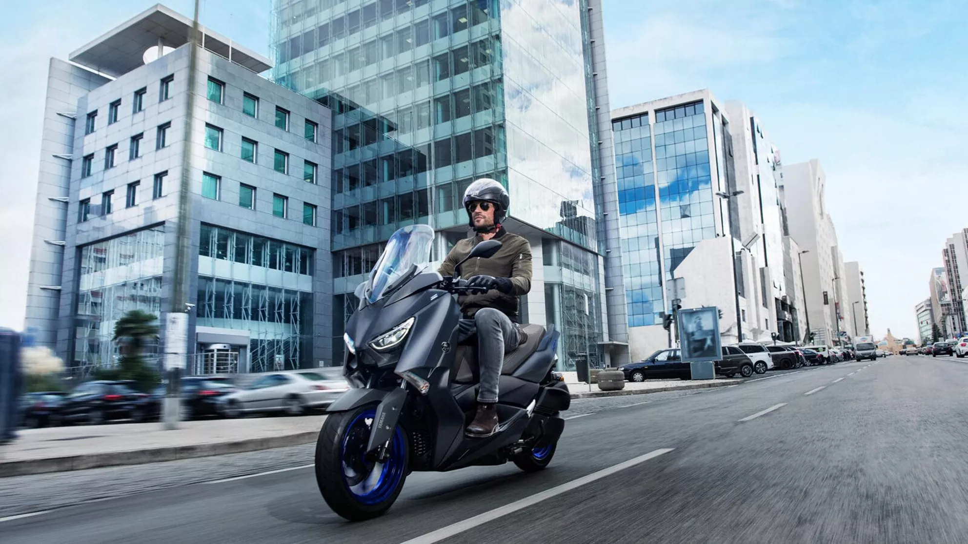Yamaha XMAX 300 - Image 1 Yamaha XMAX 300 - Image 1