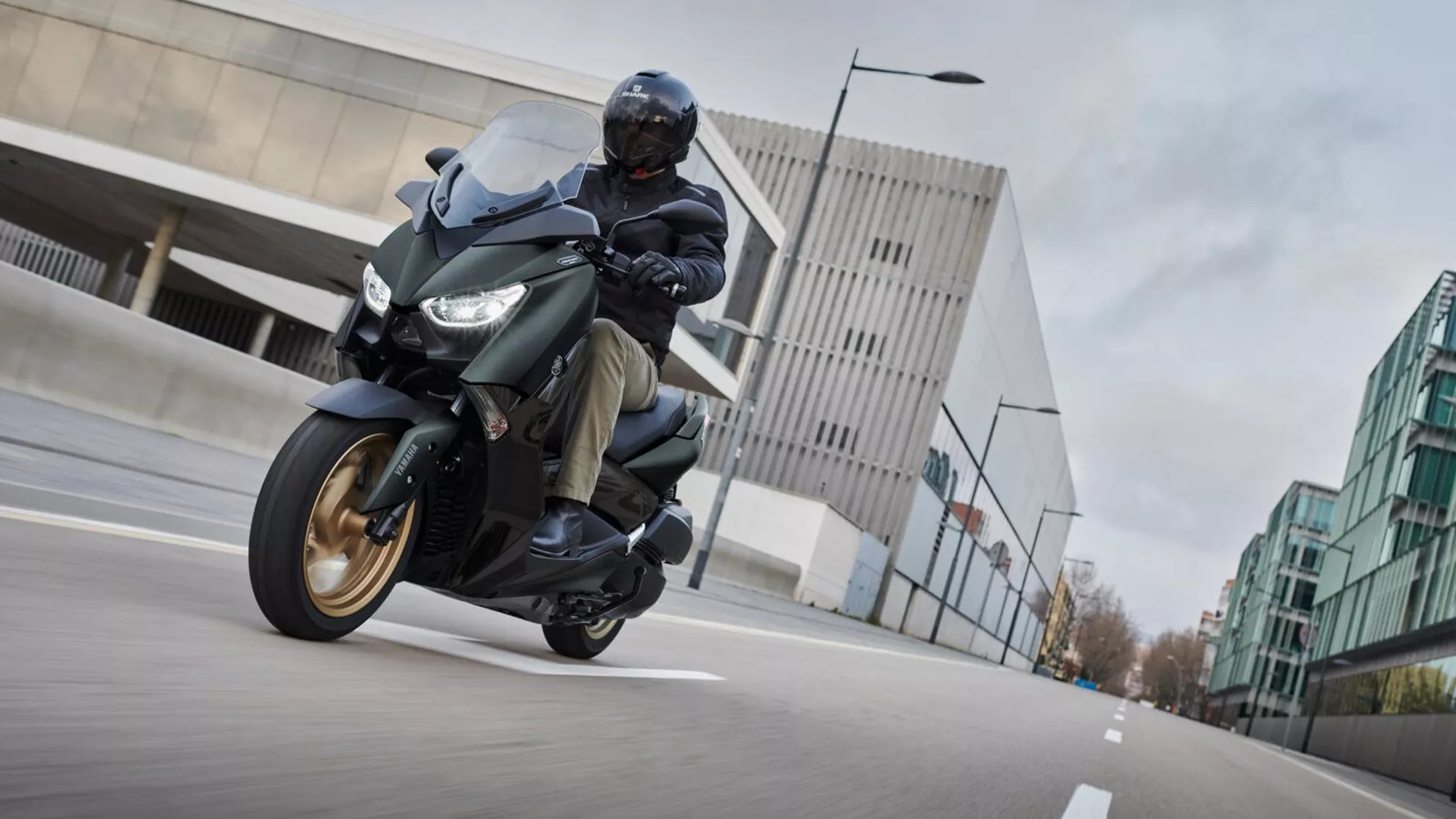 Yamaha XMAX 300 Tech MAX - Image 8 Yamaha XMAX 300 Tech MAX - Image 8