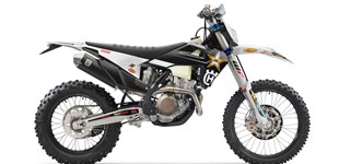 Husqvarna FE 350 Heritage 2025 vs Husqvarna FE 350 Rockstar Edition 2022