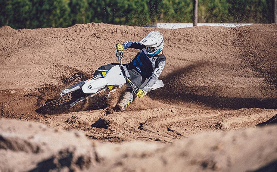 Husqvarna TC 125 Bild 5: Husqvarna TC 125