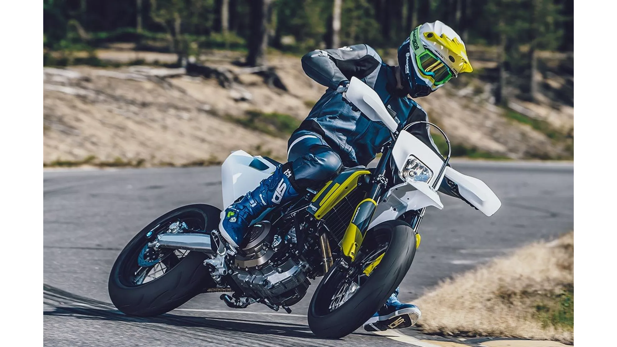 Husqvarna 701 Supermoto - Image 1 Husqvarna 701 Supermoto - Image 1