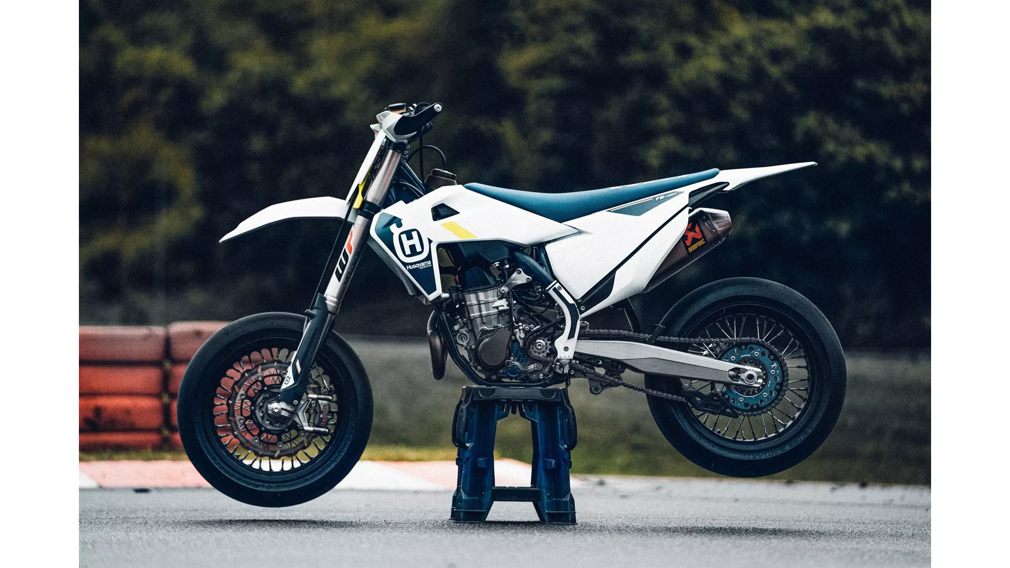 Husqvarna FS 450 - Image 11 Husqvarna FS 450 - Image 11