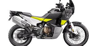 Aprilia Dorsoduro 900 2020 vs Husqvarna Norden 901 2022