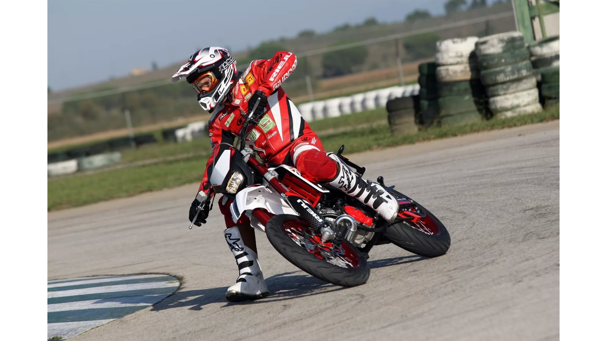 Rieju MRT 50 Trophy - Image 1 Rieju MRT 50 Trophy - Image 1