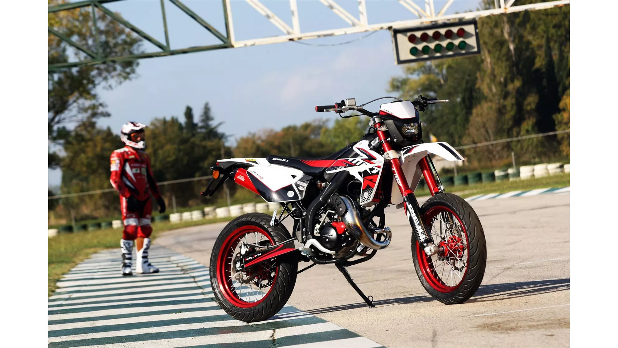 Rieju MRT 50 Trophy - Image 3 Rieju MRT 50 Trophy - Image 3