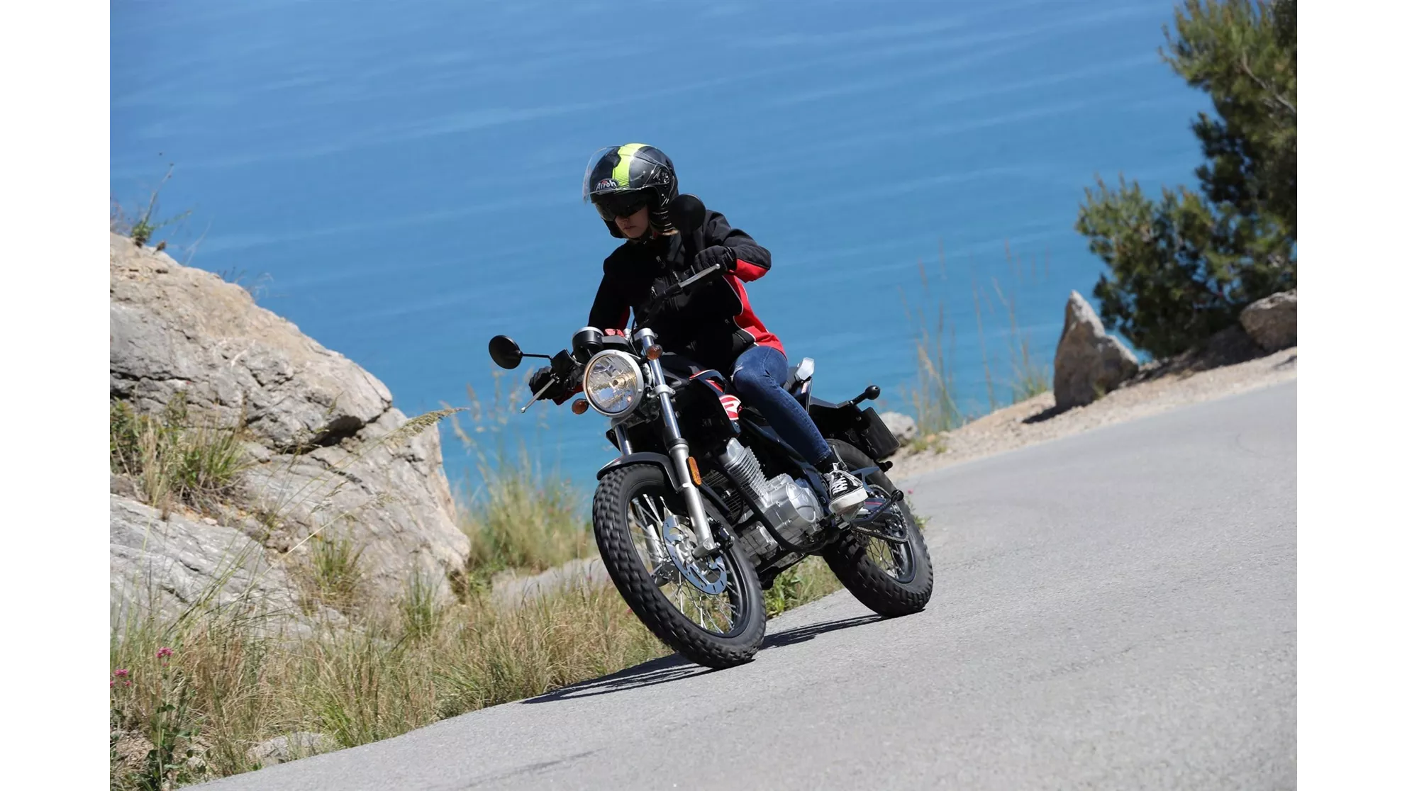 Rieju Tango 125i - Image 2 Rieju Tango 125i - Image 2