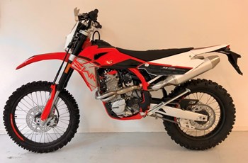 SWM RS 300 R 2022 - Bild 3 SWM RS 300 R 2022 - Bild 3