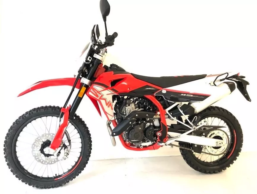 SWM RS 125 R SWM RS 125 R