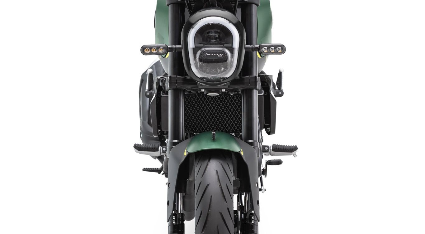 Benelli Leoncino 125