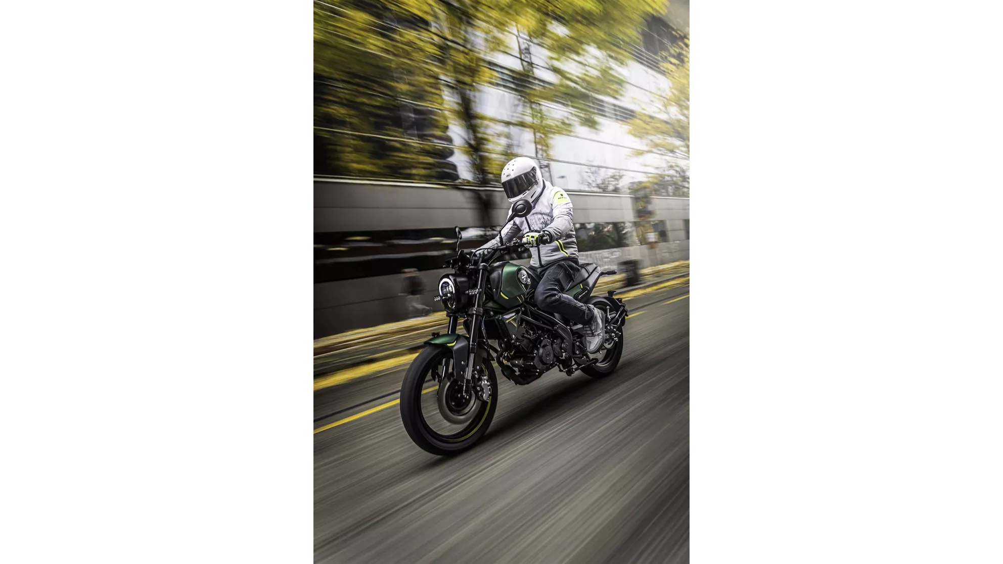 Benelli Leoncino 125 - Image 17 Benelli Leoncino 125 - Image 17