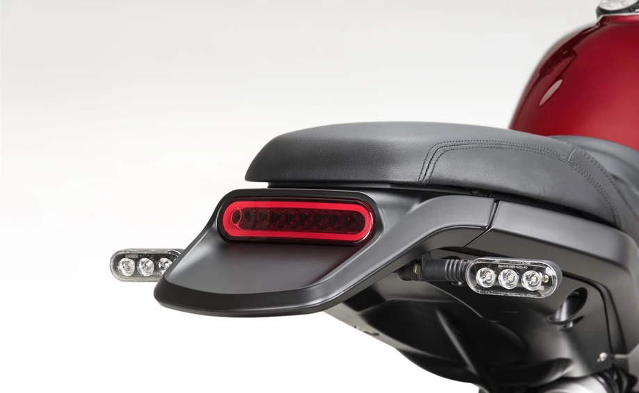 Benelli Leoncino 500 Bild 5: Benelli Leoncino 500