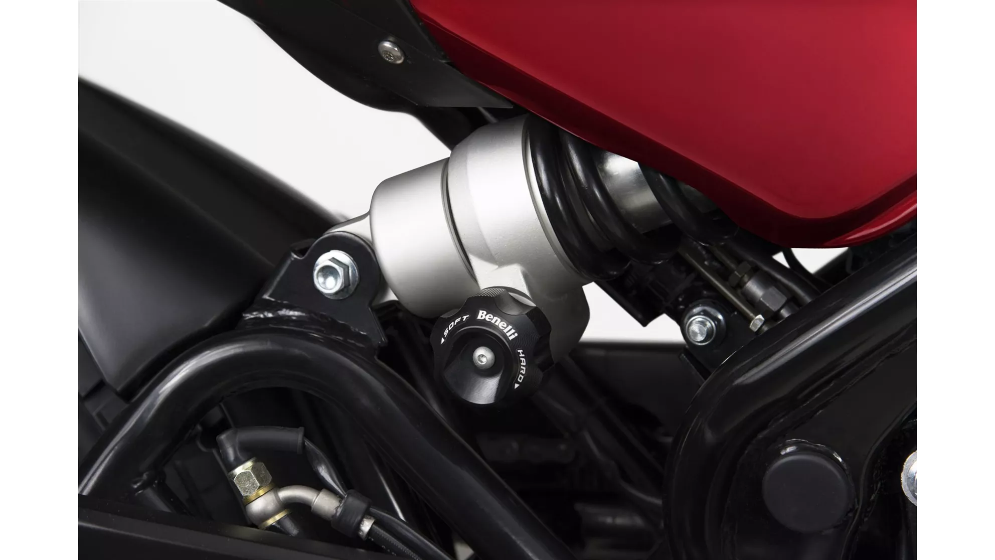 Benelli Leoncino 500 - Image 6 Benelli Leoncino 500 - Image 6