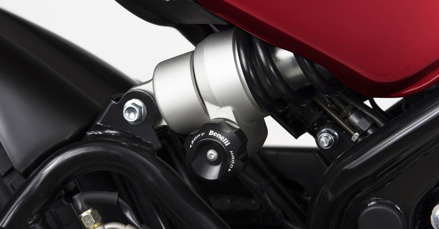Benelli Leoncino 500