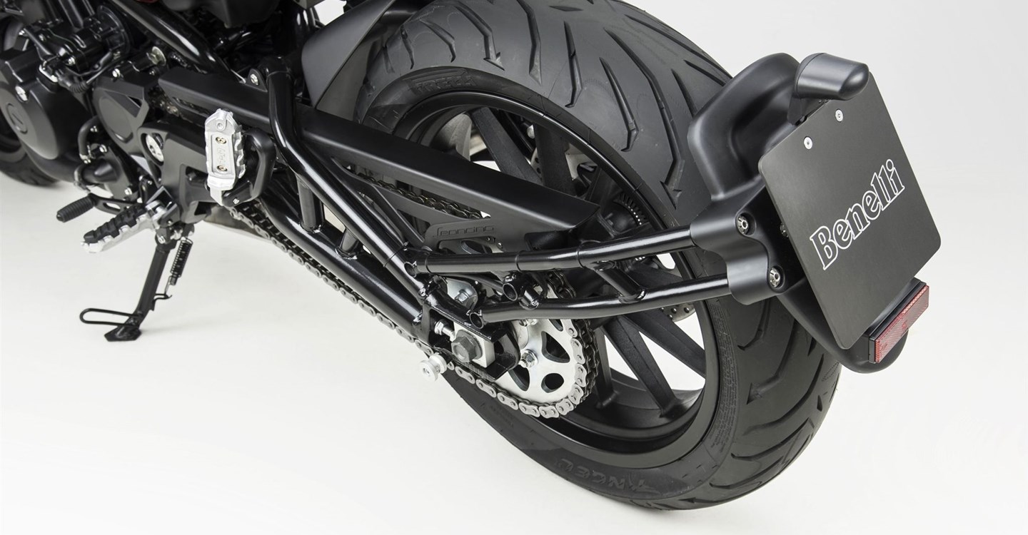 Benelli Leoncino 500