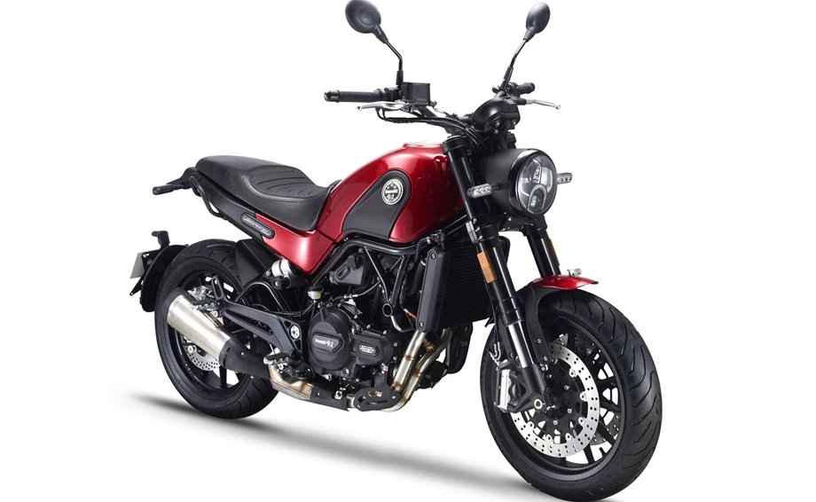 Benelli Leoncino 500 Bild 18: Benelli Leoncino 500