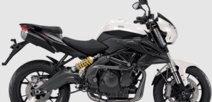 Benelli BN 600i 2022 vs CFMOTO 650 NK 2021