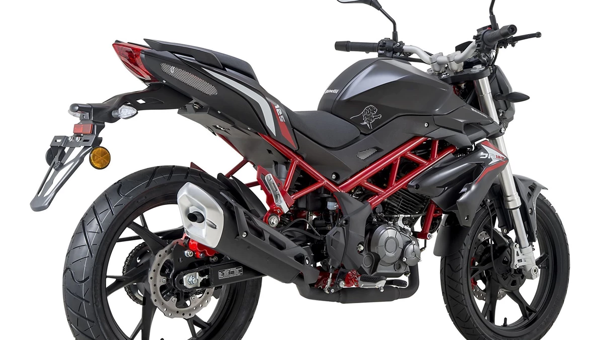 Benelli BN 125 Bild 4: Benelli BN 125