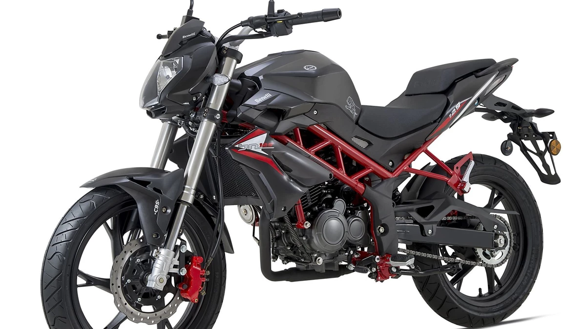 Benelli BN 125 Bild 3: Benelli BN 125