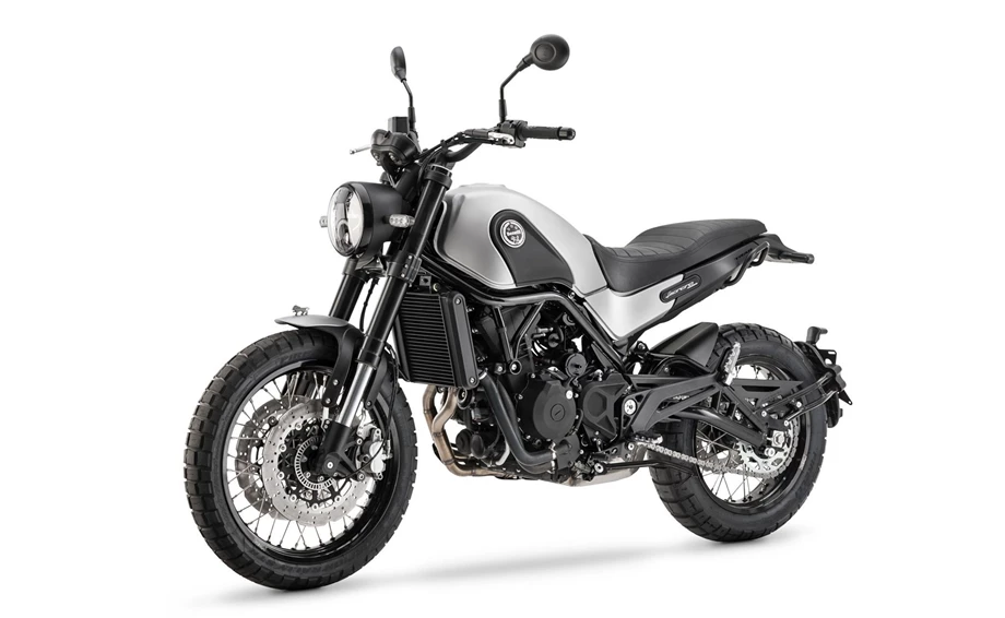 Benelli Leoncino 500 Trail Bild 21: Benelli Leoncino 500 Trail