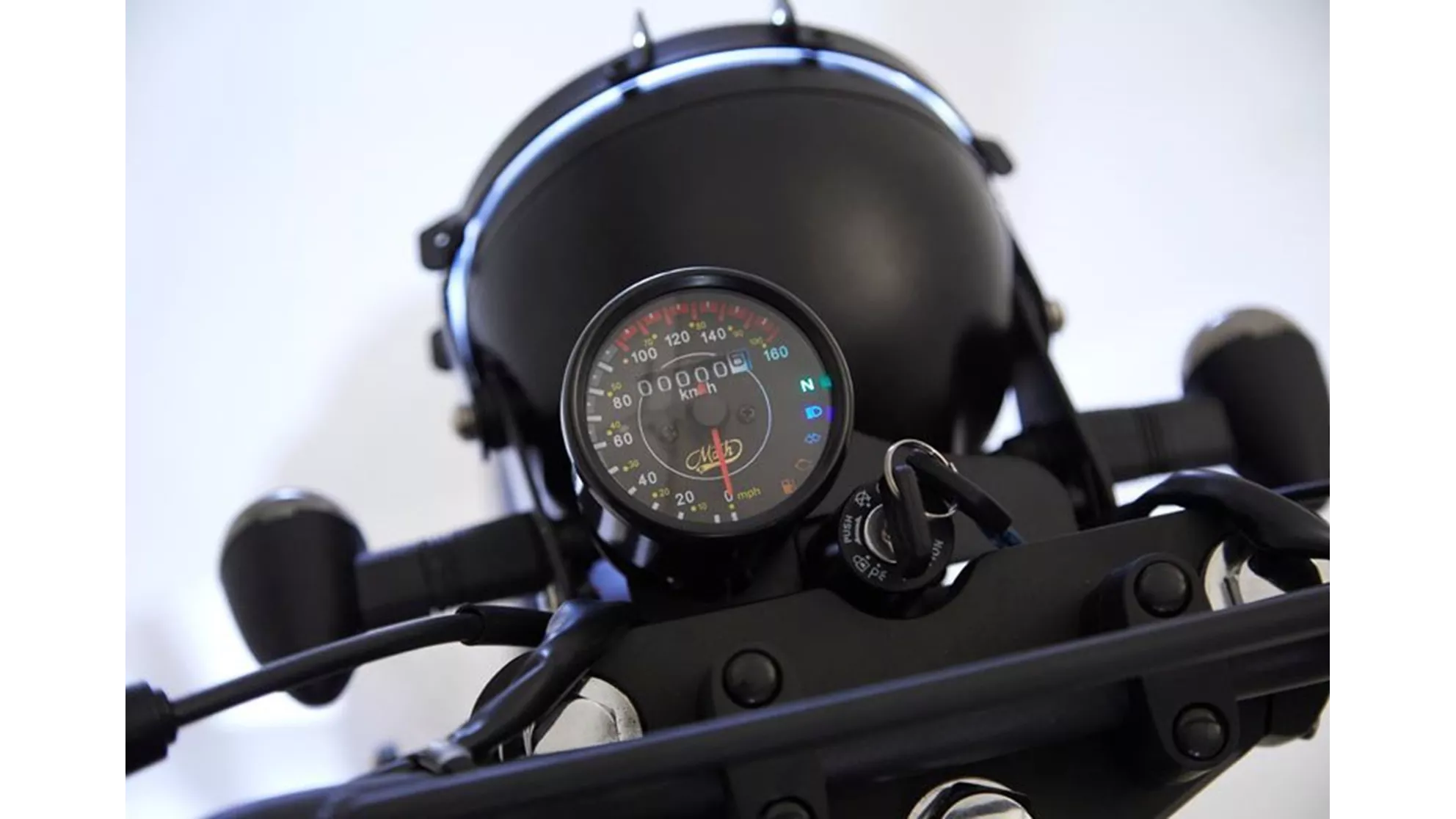 Mash Seventy - Image 5 Mash Seventy - Image 5