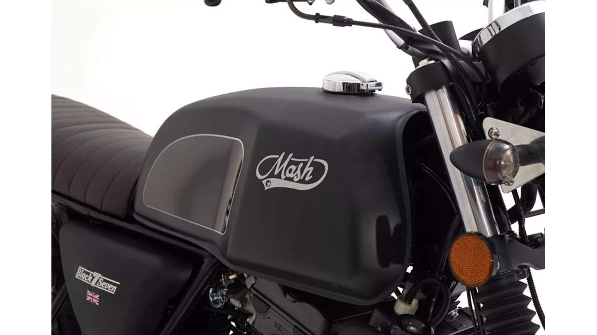 Mash Black Seven - Image 2 Mash Black Seven - Image 2