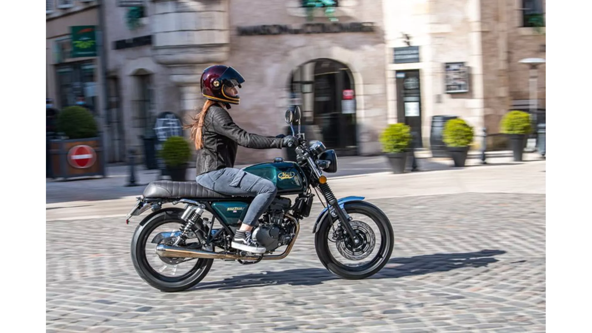 Mash Black Seven - Image 1 Mash Black Seven - Image 1