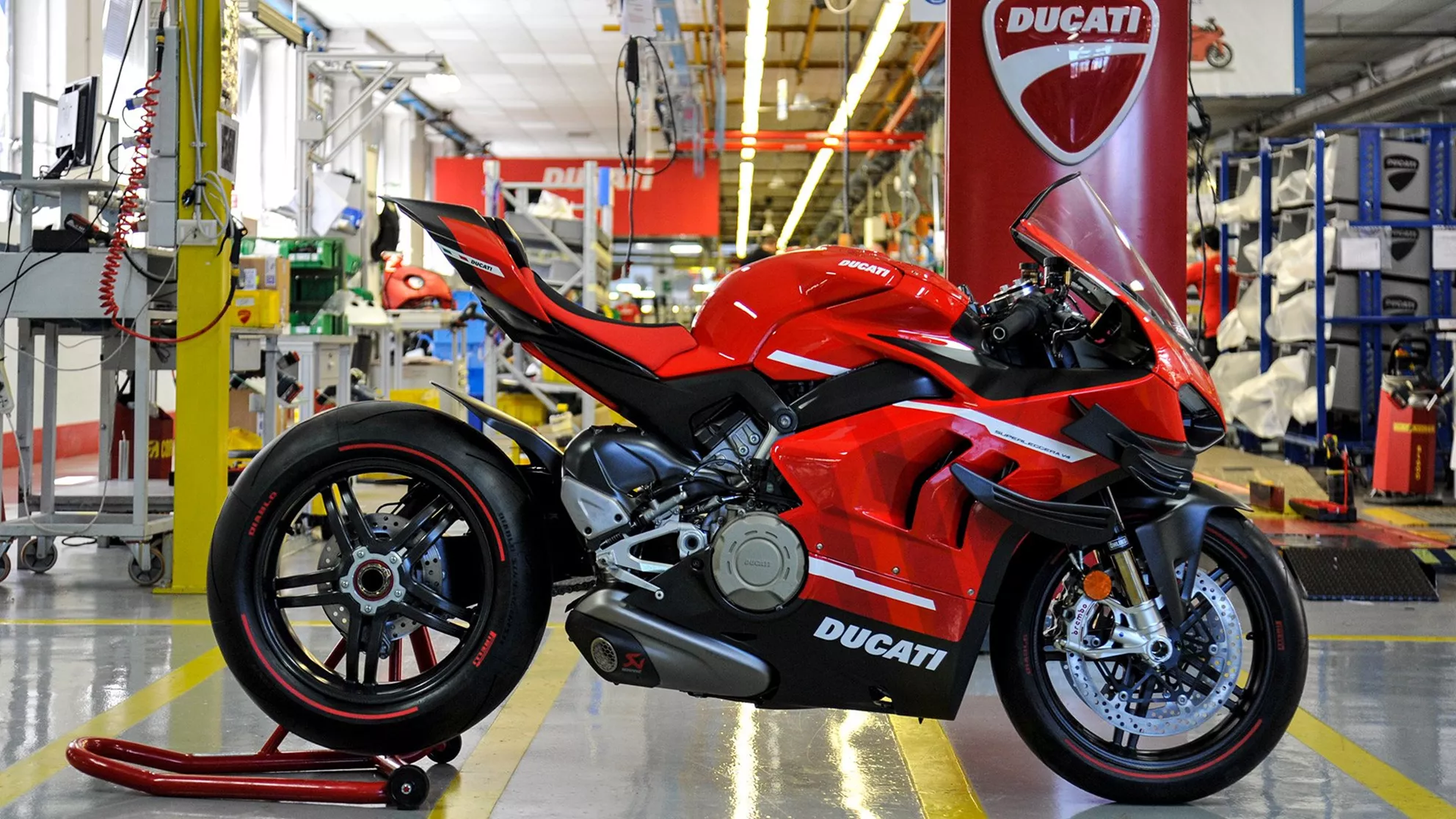 Ducati Panigale V4 Superleggera - Image 1 Ducati Panigale V4 Superleggera - Image 1