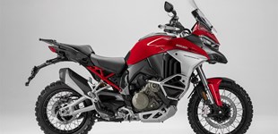 Ducati Multistrada V4 2022 vs Ducati Multistrada 1260 S 2020