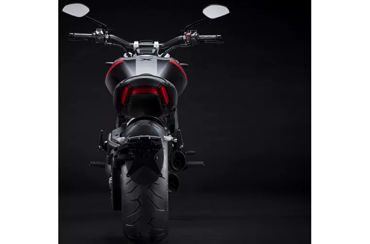 Ducati XDiavel Black Star 2022