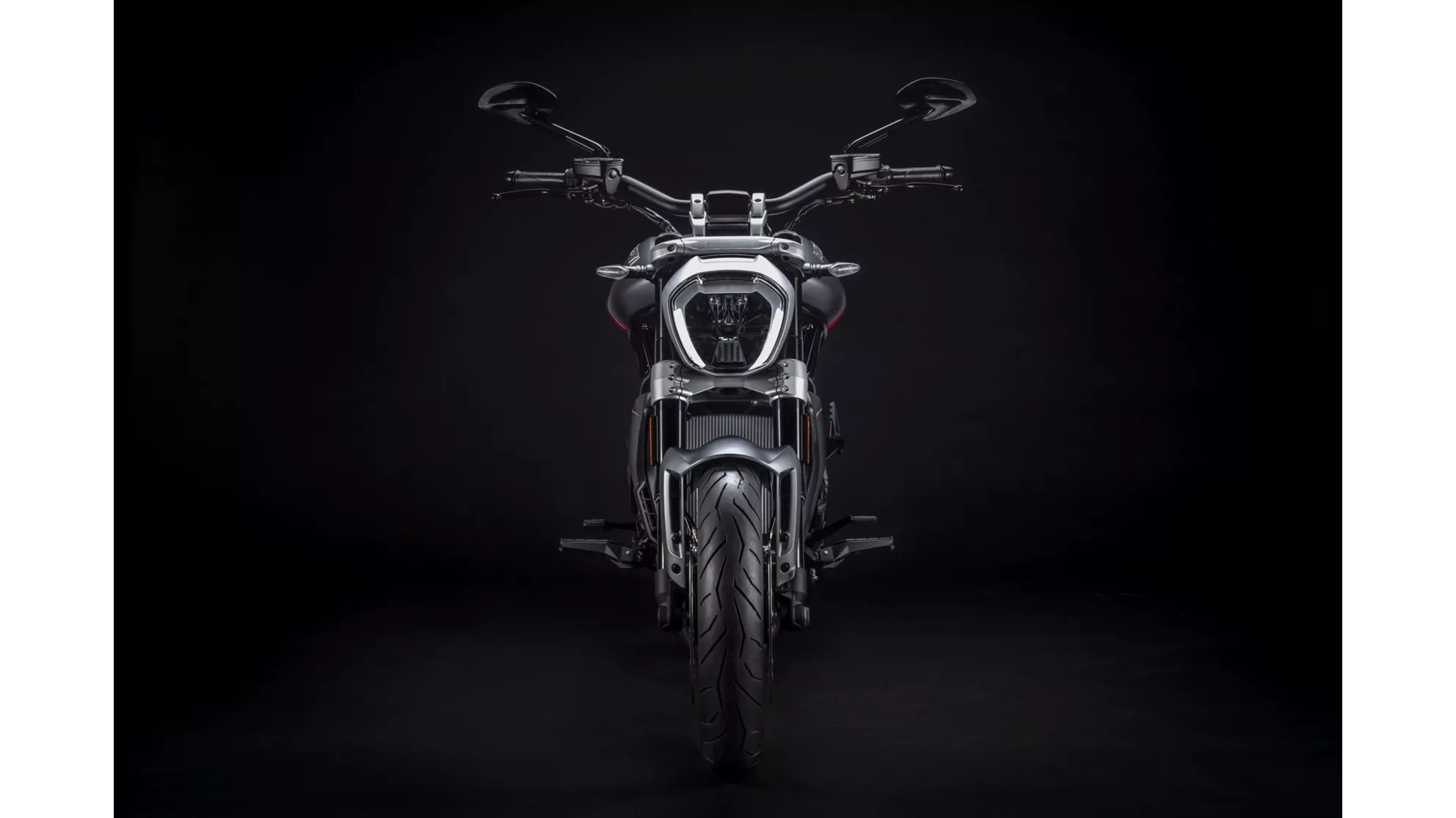 Ducati XDiavel Black Star - Kép 2