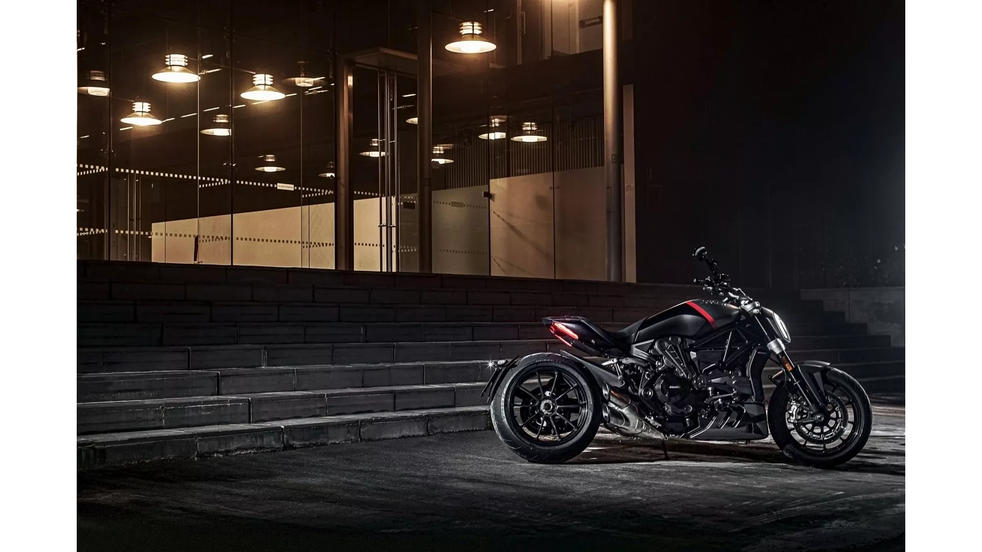 Ducati XDiavel Black Star - Kép 8