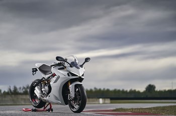 Ducati SuperSport 950 S 2022 - Bild 14 Ducati SuperSport 950 S 2022 - Bild 14