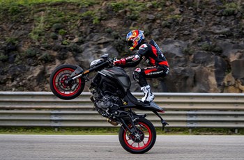 Ducati Monster + 2022 - Bild 3 Ducati Monster + 2022 - Bild 3