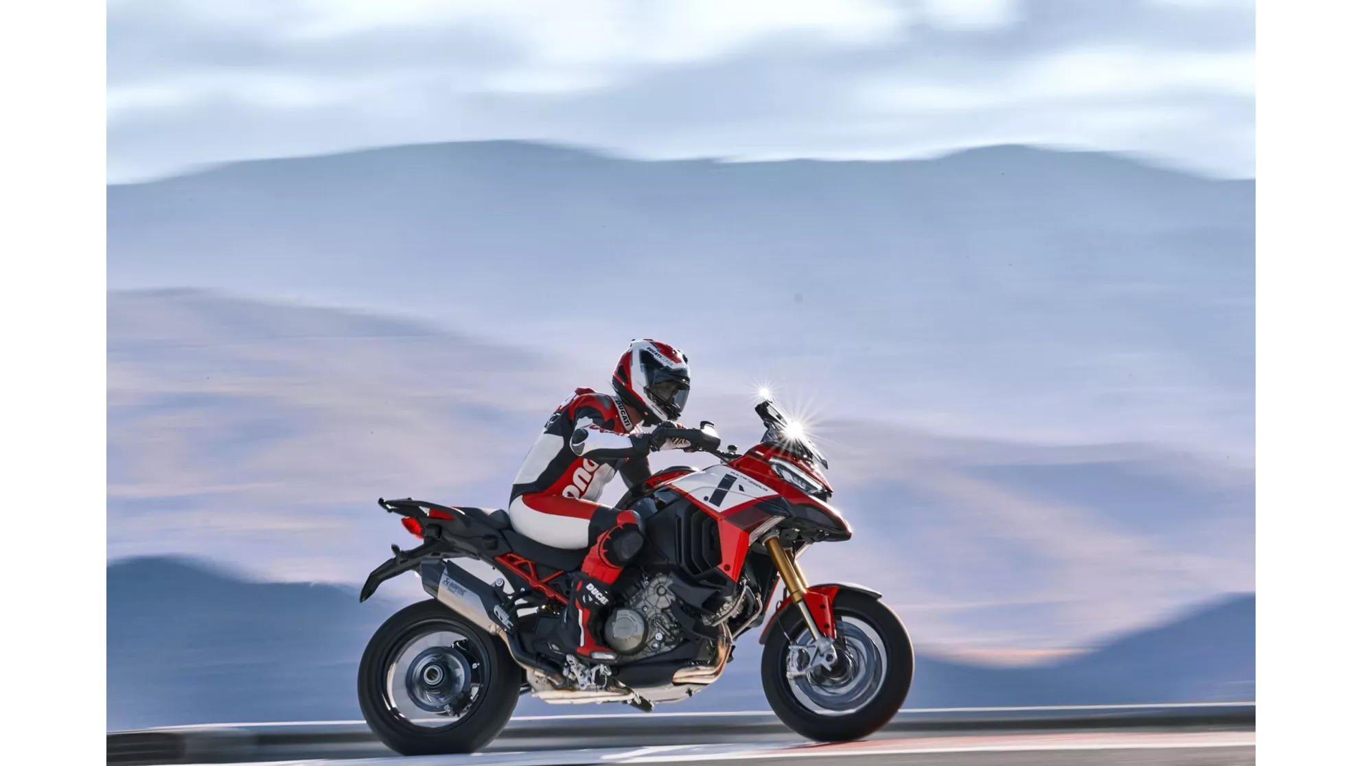 Ducati Multistrada V4 Pikes Peak - Image 3 Ducati Multistrada V4 Pikes Peak - Image 3