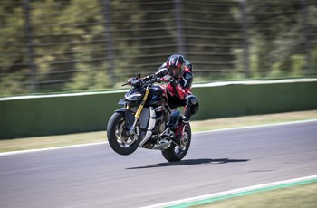Ducati Streetfighter V4 SP 2022 - Bild 10 Ducati Streetfighter V4 SP 2022 - Bild 10
