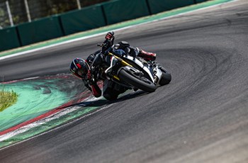 Ducati Streetfighter V4 SP 2022 - Bild 14 Ducati Streetfighter V4 SP 2022 - Bild 14
