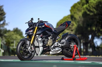 Ducati Streetfighter V4 SP 2022 - Bild 17 Ducati Streetfighter V4 SP 2022 - Bild 17