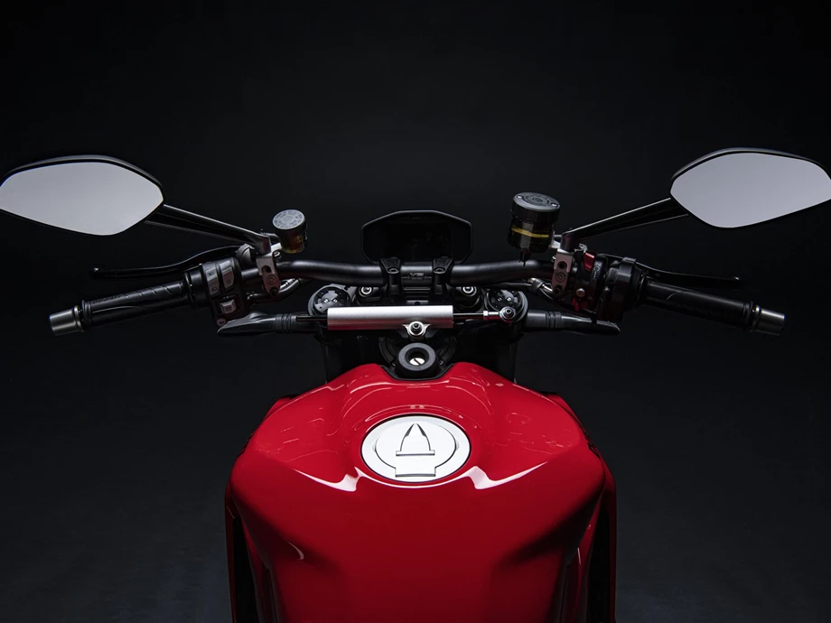 Ducati Streetfighter V2 Bild 20: Ducati Streetfighter V2