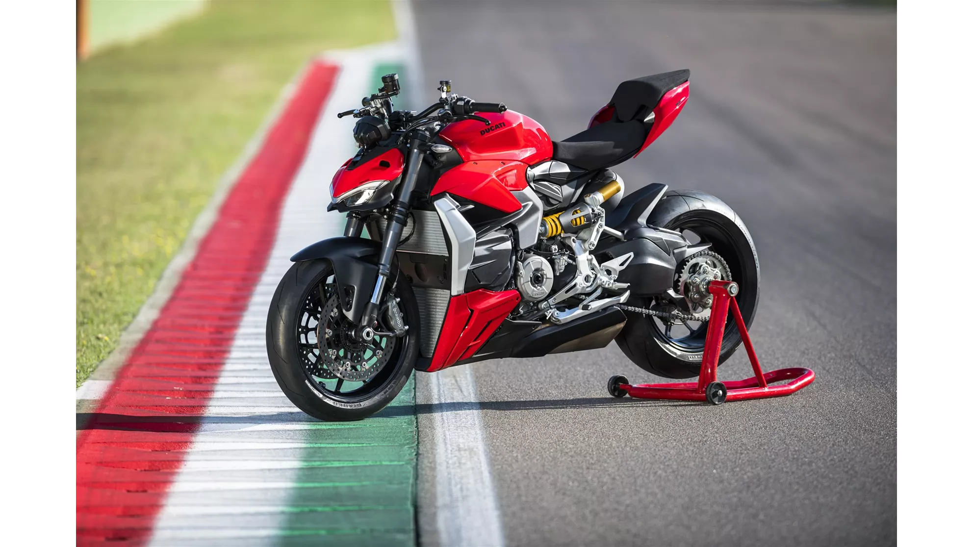 Ducati Streetfighter V2 - Image 21 Ducati Streetfighter V2 - Image 21