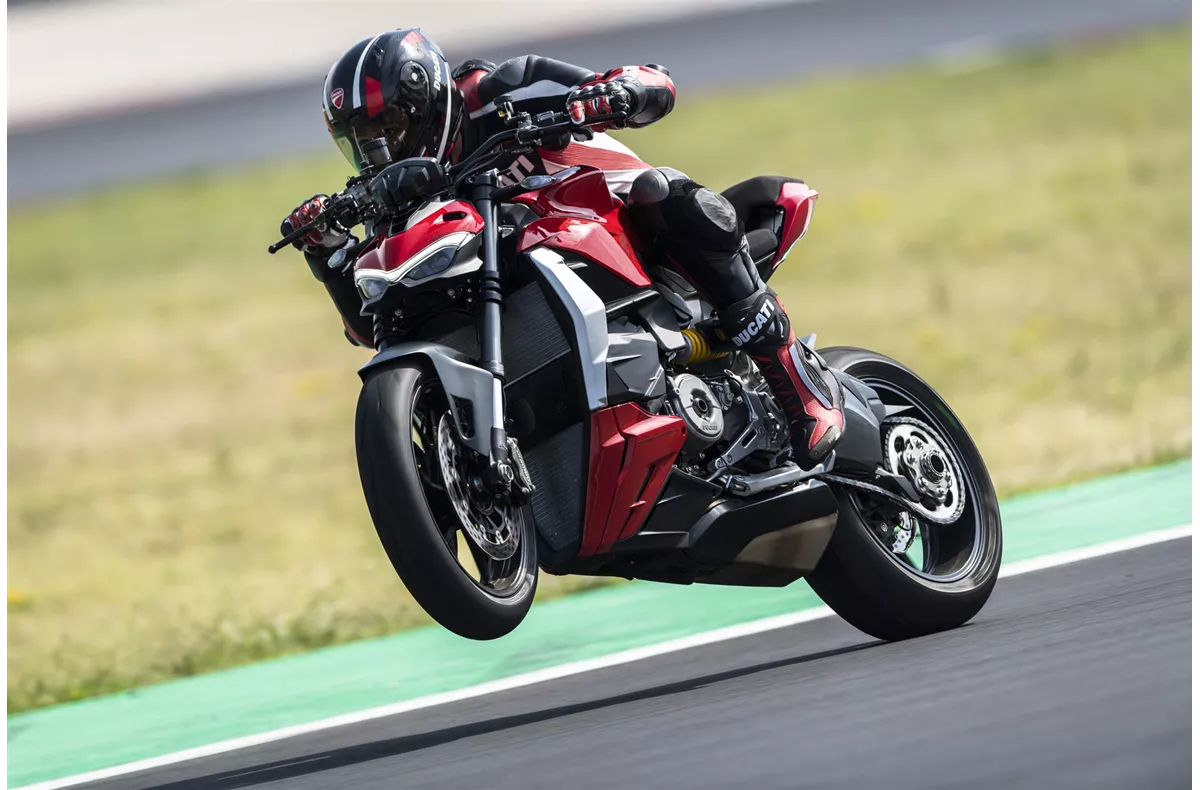 Ducati Streetfighter V2 Ducati Streetfighter V2