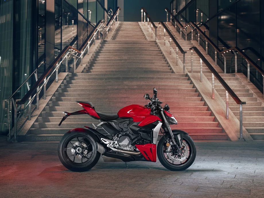 Ducati Streetfighter V2 Bild 28: Ducati Streetfighter V2