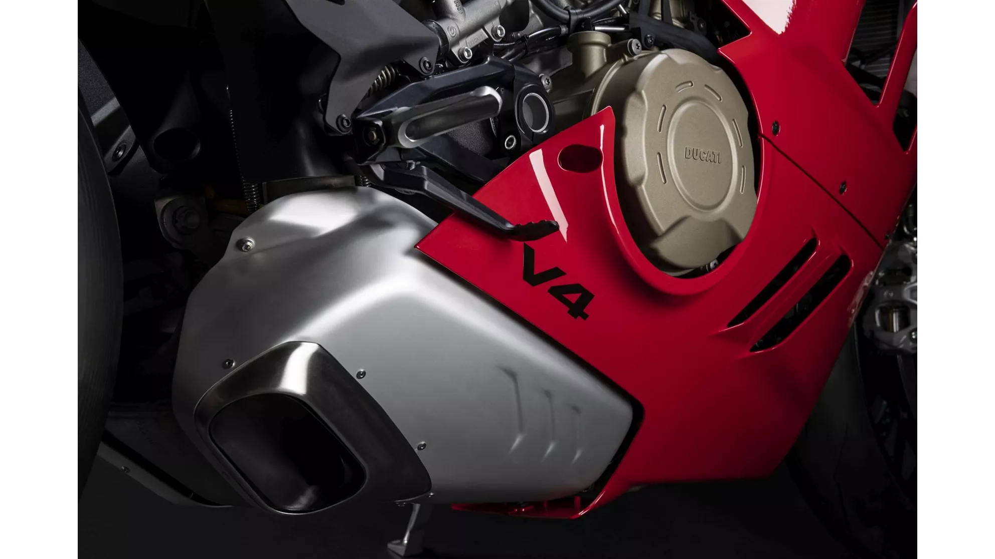Ducati Panigale V4 - Image 4 Ducati Panigale V4 - Image 4