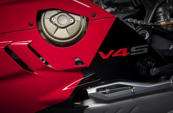 Ducati Panigale V4 S 2022 - Bild 6 Ducati Panigale V4 S 2022 - Bild 6