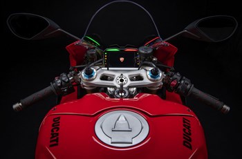 Ducati Panigale V4 S 2022 - Bild 14 Ducati Panigale V4 S 2022 - Bild 14