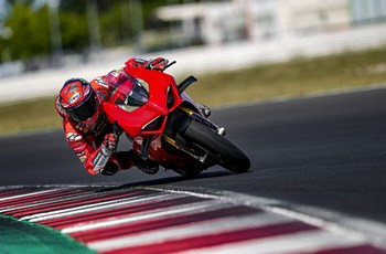 Ducati Panigale V4 S 2022 - Bild 5 Ducati Panigale V4 S 2022 - Bild 5