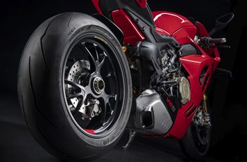 Ducati Panigale V4 S 2022 - Bild 24 Ducati Panigale V4 S 2022 - Bild 24