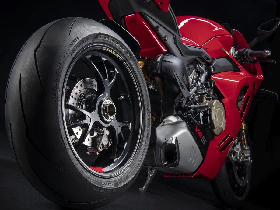 Ducati Panigale V4 S Bild 23: Ducati Panigale V4 S