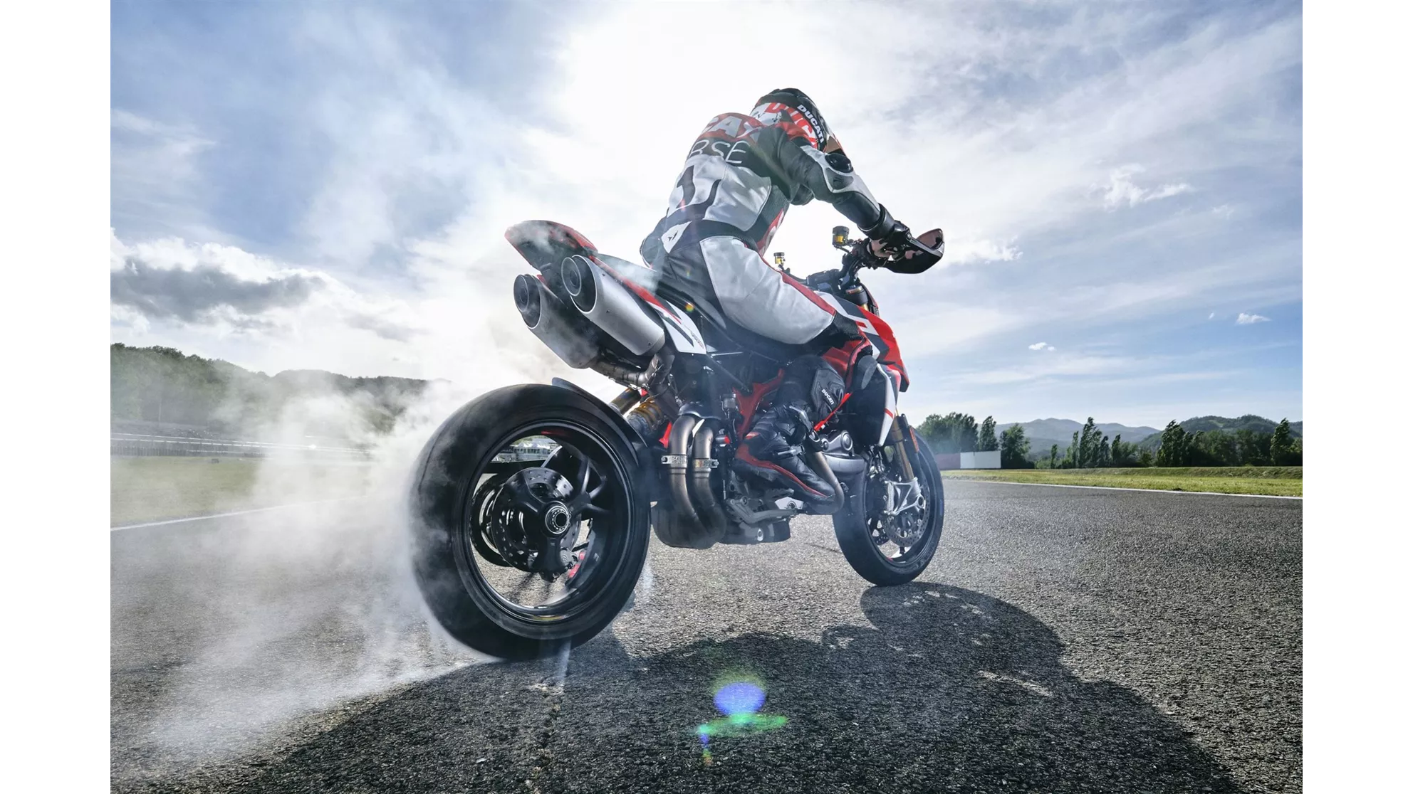 Ducati Hypermotard 950 SP - Image 13 Ducati Hypermotard 950 SP - Image 13